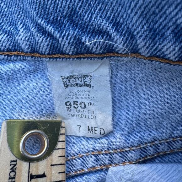 Vintage Levi’s 950 Women’s Blue Jeans 7 MED USA Made Relaxed Fit Tapered Leg - Picture 13 of 16